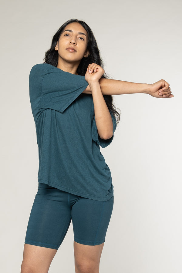 Buckeye 100% Everyday Hemp Tee | Jungmaven Hemp Clothing & Accessories / model_desc: Davina is 5’7” wearing S