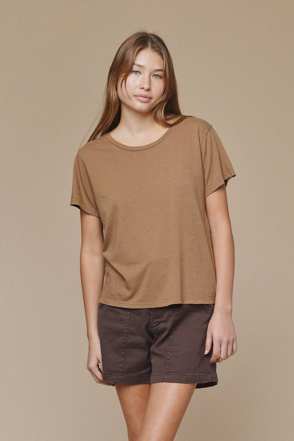 Ojai Tee | Jungmaven Hemp Clothing & Accessories / model_desc: Katrel is 5’9” wearing XS
